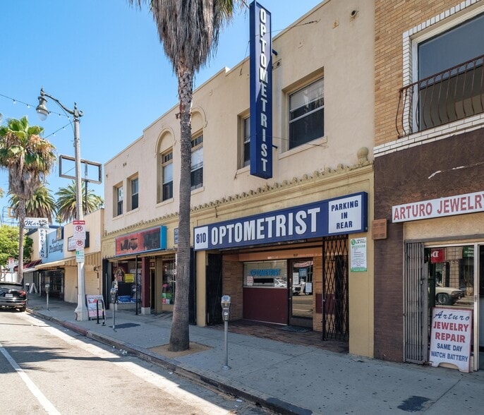 More Photos Of 810 N Avalon Blvd, Wilmington Storefront For Sale