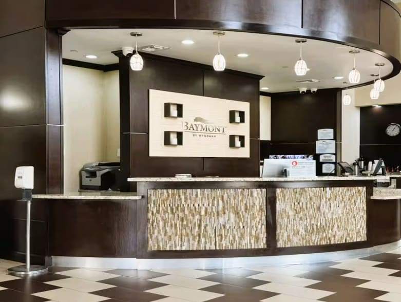 More Photos Of 120 S Main St, Jewett Hotel For Sale