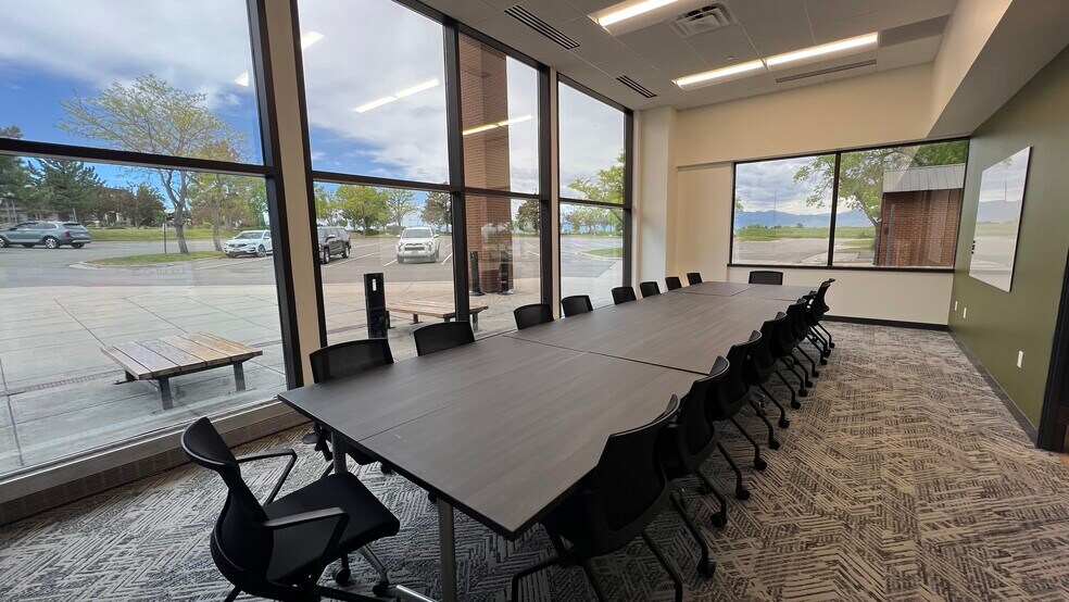 More Photos Of 9191 Sheridan Blvd, Westminster Coworking Space