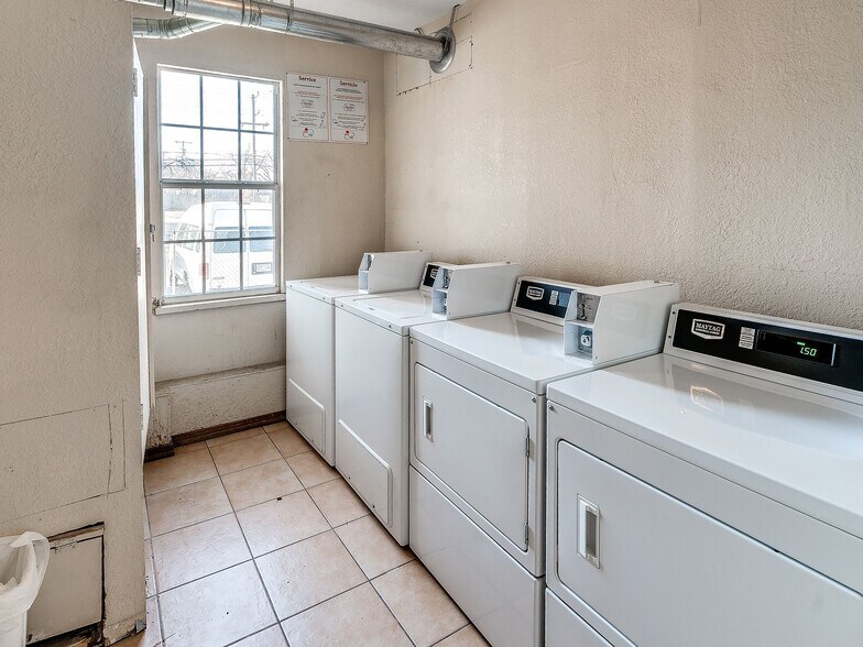 More Photos Of 2037 NW 26th St, Oklahoma City Apartments For Sale