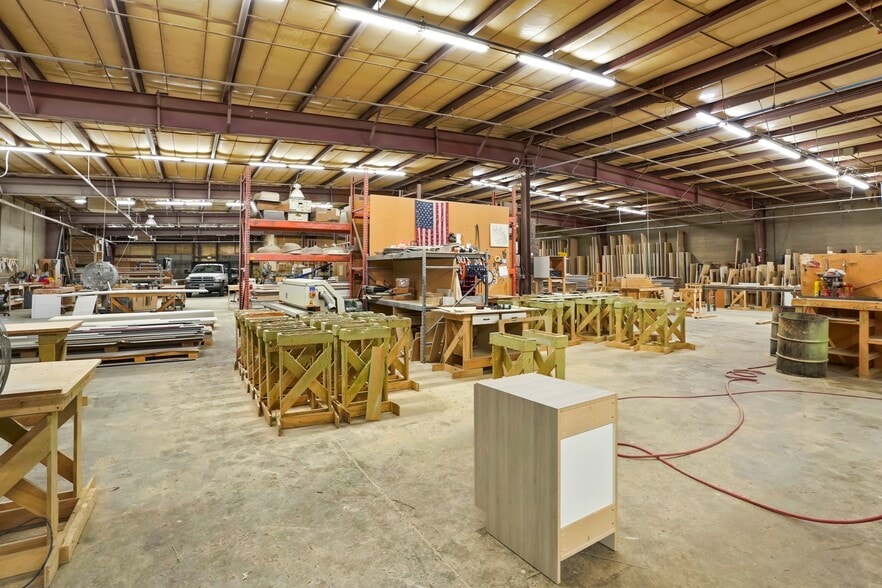 More Photos Of 3220 E 52nd Ave, Denver Warehouse For Sale