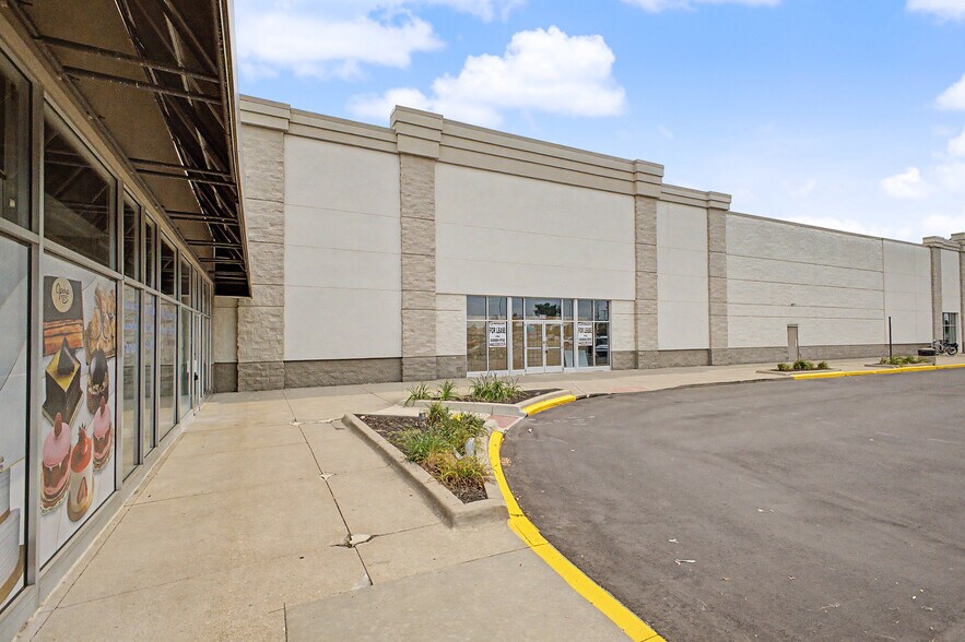 More Photos Of 5866-5870 Middlebelt Rd, Garden City Freestanding For Lease