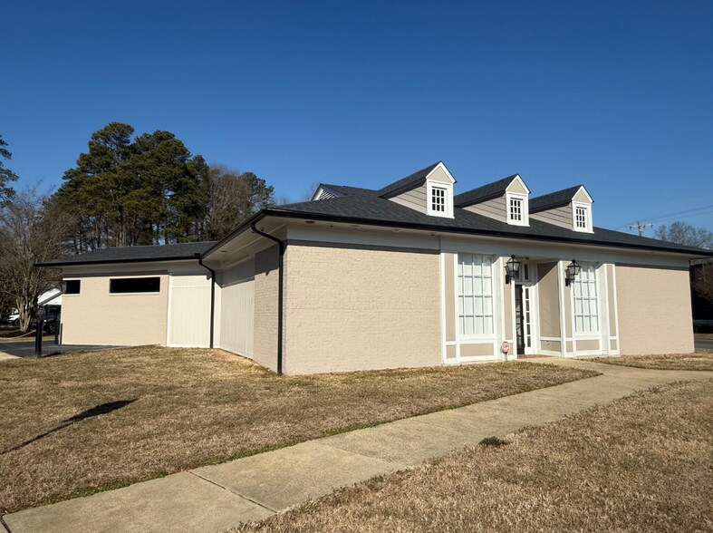 More Photos Of , Durham General Retail For Sale