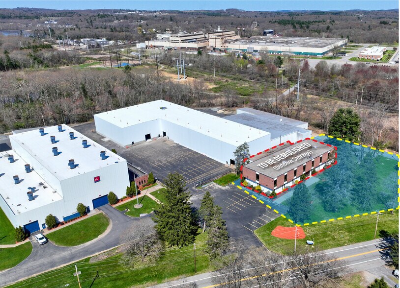 More Photos Of 1537 Grafton Rd, Millbury Warehouse For Lease