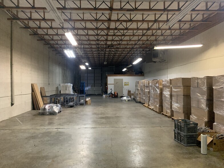 More Photos Of 850 W 1700 S, Salt Lake City Light Manufacturing For Lease