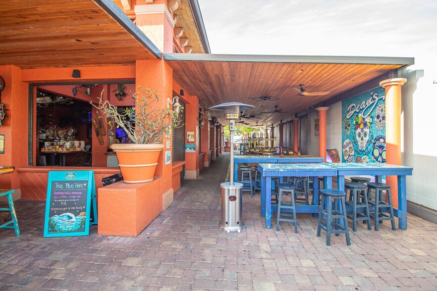 More Photos Of 130 Tamiami Trl, Punta Gorda Restaurant For Sale