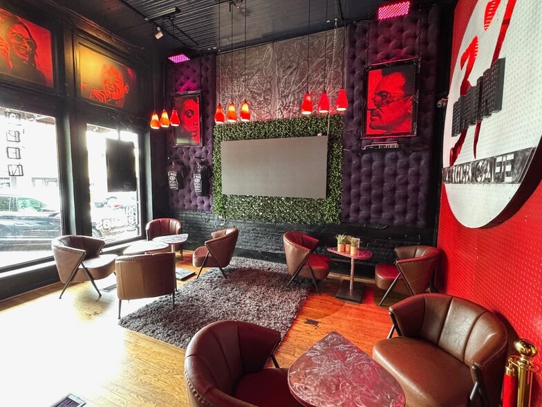 More Photos Of 37 E Main St, Buford Storefront Retail Office For Sale