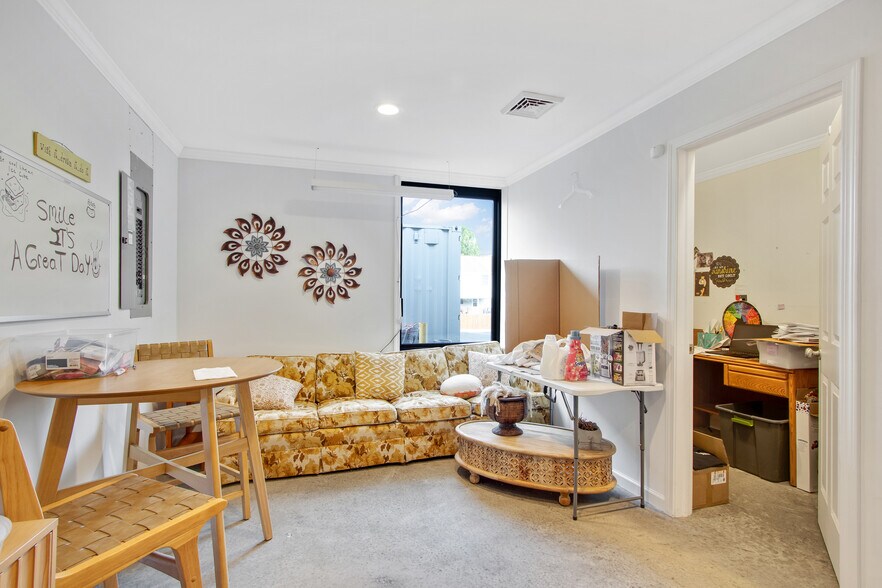 More Photos Of 13394 Broadway St, Alden Freestanding For Sale