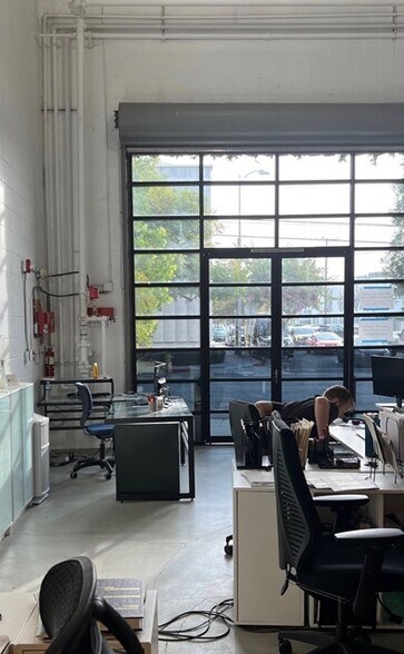 More Photos Of 3617 Hayden Ave, Culver City Loft Creative Space For Lease
