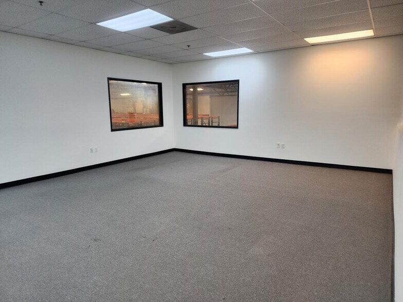 More Photos Of 9850 6th St, Rancho Cucamonga Warehouse For Sale