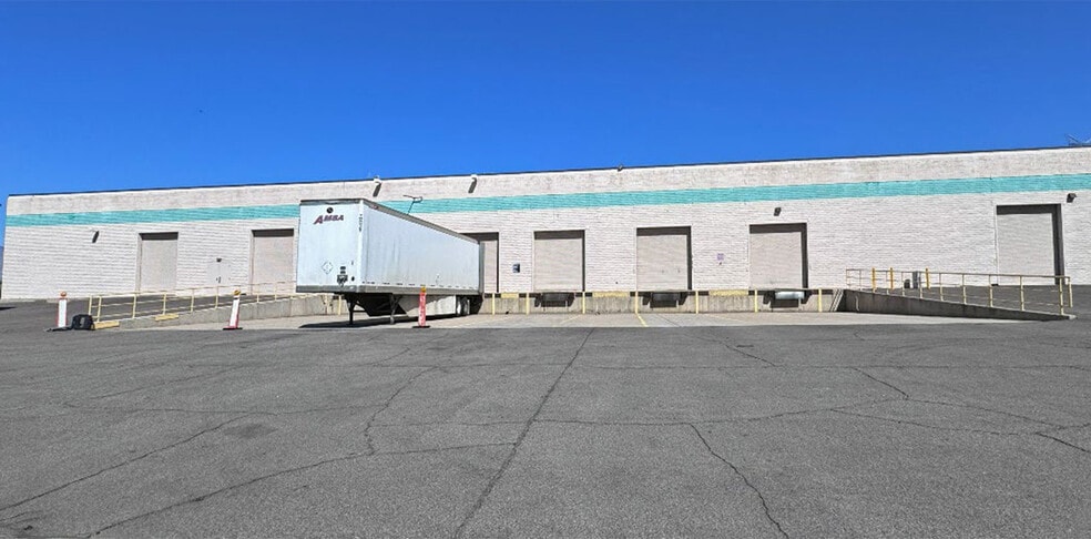 More Photos Of 5580 S Nogales Hwy, Tucson Manufacturing For Sale