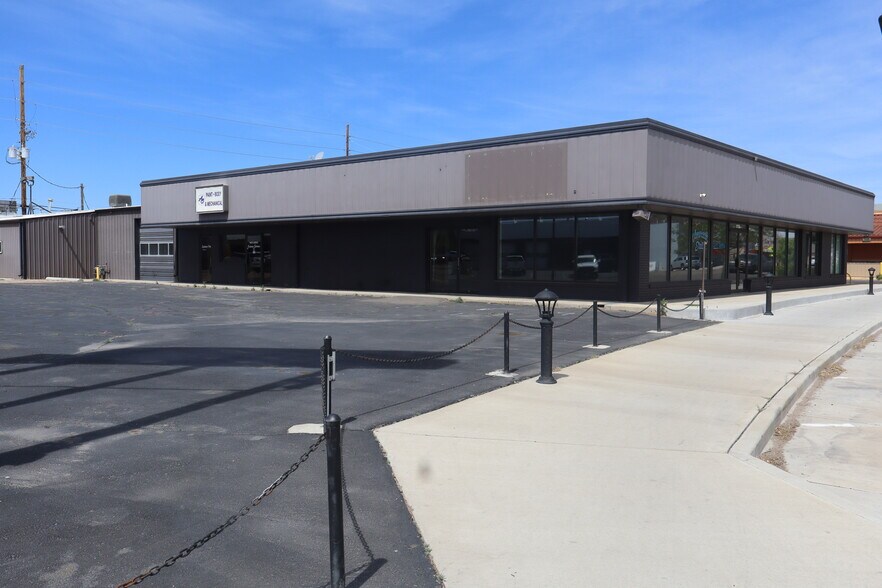 More Photos Of 2733 8th Ave, Greeley Freestanding For Sale