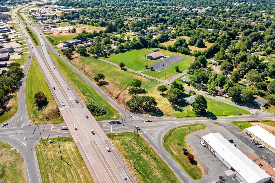 More Photos Of 1520 20th St NE, Paris Land For Sale