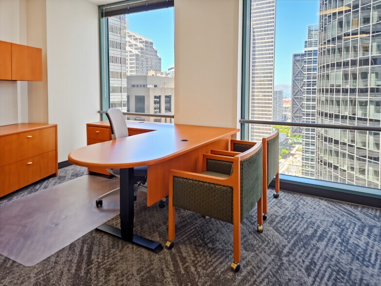 More Photos Of 388 Market St, San Francisco Coworking Space