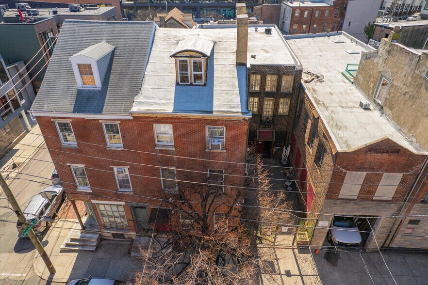 More Photos Of 414-416 Green St, Philadelphia General Retail For Sale