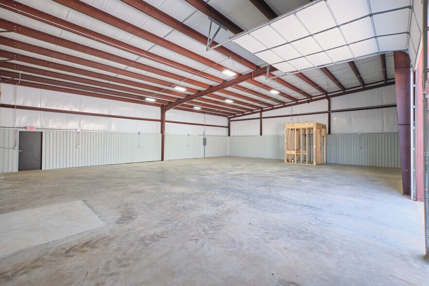 More Photos Of 30130 Dobbin Huffsmith Rd, Magnolia Unknown For Lease