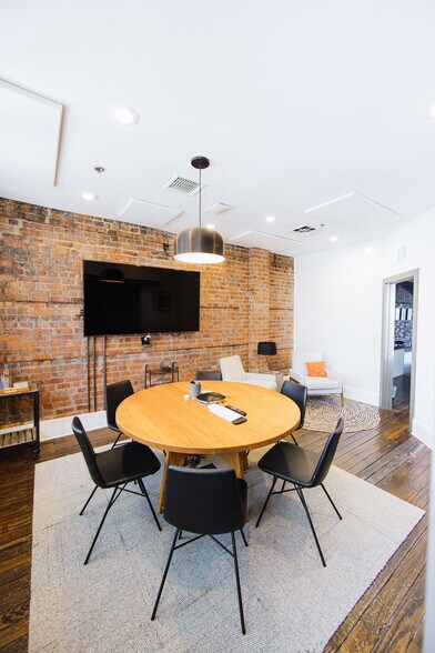 More Photos Of 427 Granby St, Norfolk Office For Lease