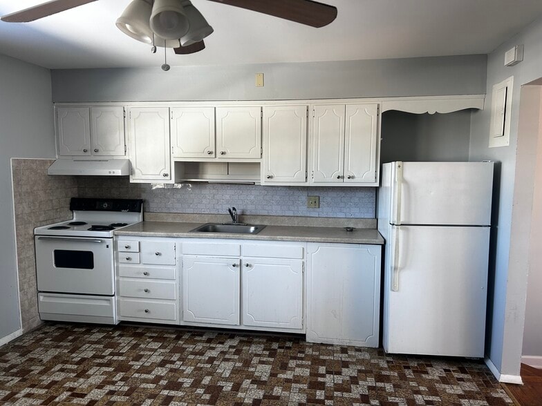 More Photos Of 407 Brick Blvd, Brick Apartments For Sale