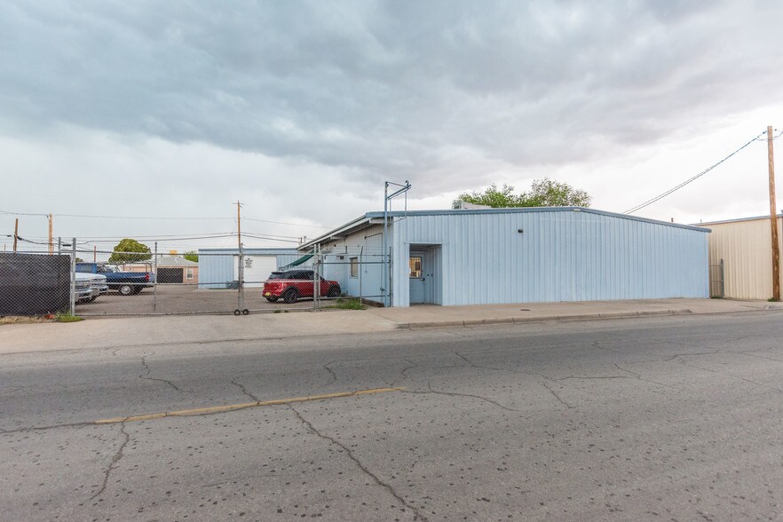 More Photos Of 848 W Hadley Ave, Las Cruces Light Manufacturing For Lease