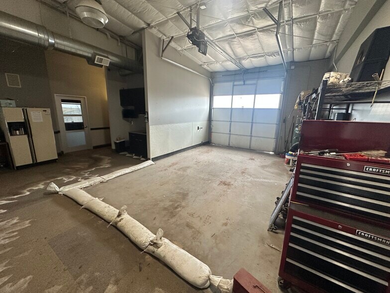More Photos Of 3216 Longhorn Rd, Boulder Warehouse For Lease
