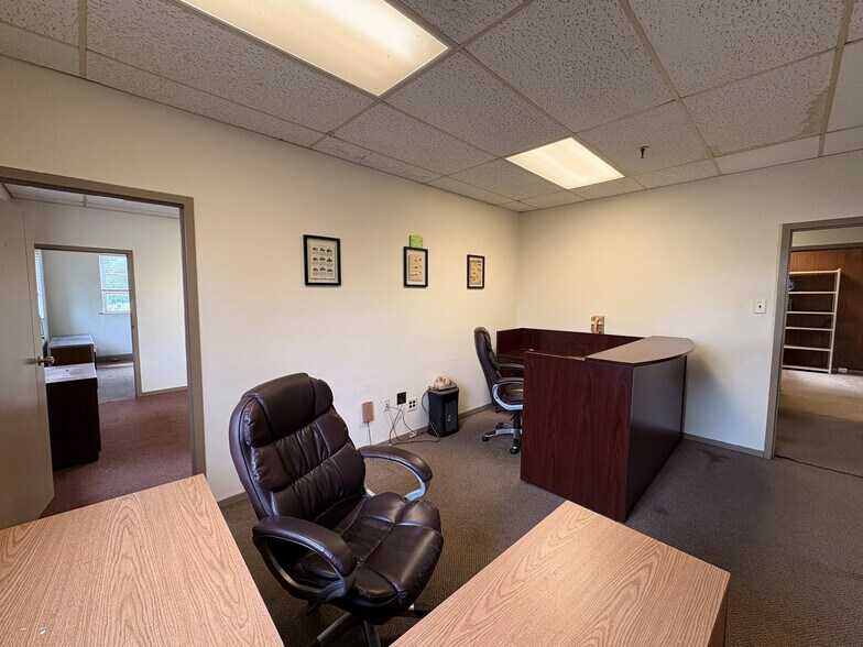 More Photos Of 5 Canale Dr, Egg Harbor Township Manufacturing For Lease