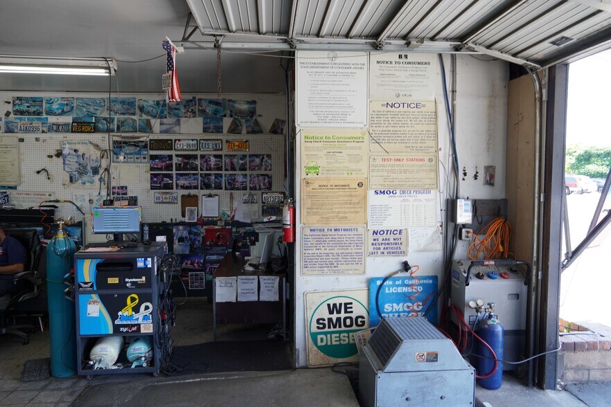 More Photos Of 10941 Hole Ave, Riverside Auto Repair For Sale