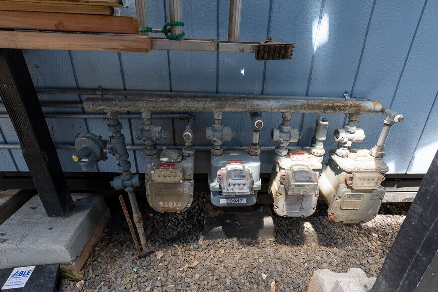 More Photos Of 815 Lopez Ln, Honolulu Apartments For Sale