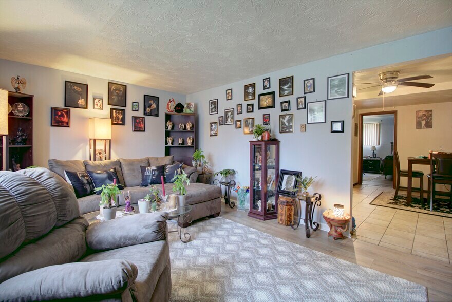 More Photos Of 1505-1525 Herbert Dr, Lorain Apartments For Sale