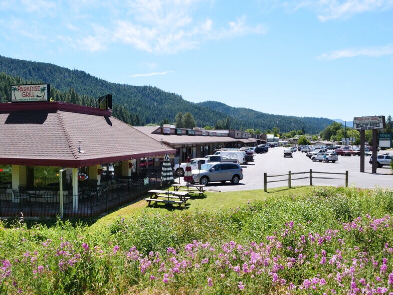 More Photos Of 20-90 E Main St, Quincy Freestanding For Lease