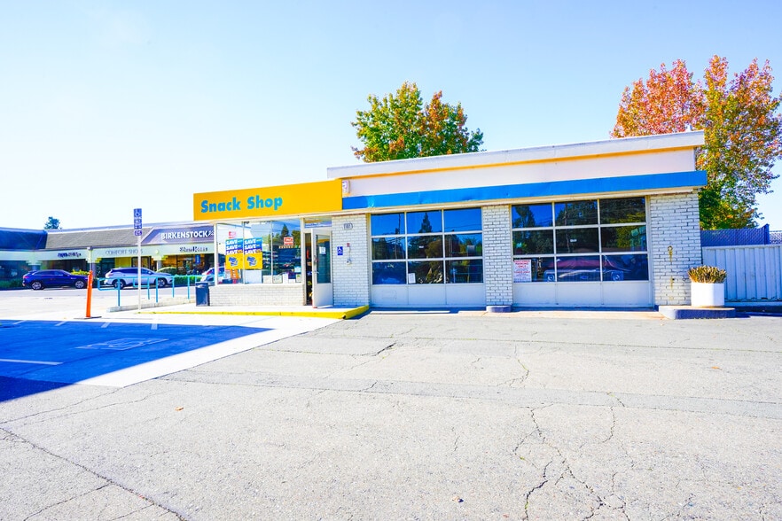 More Photos Of 1101 Yulupa Ave, Santa Rosa Service Station For Sale