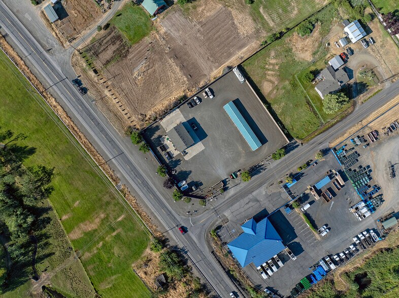 More Photos Of 21 Ball Rd, Eagle Point Warehouse For Sale