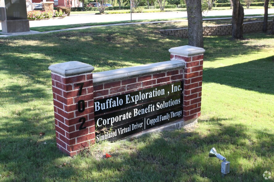 More Photos Of 702 S Denton Tap Rd, Coppell Medical For Lease