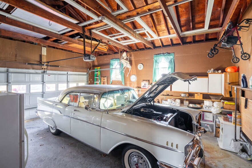 More Photos Of 19 Middle Rd, Hammonton Specialty For Sale