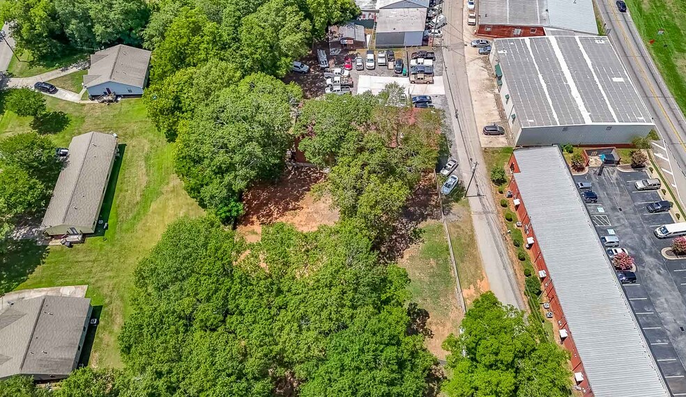 More Photos Of 250 Cleveland St, Locust Grove Industrial For Sale