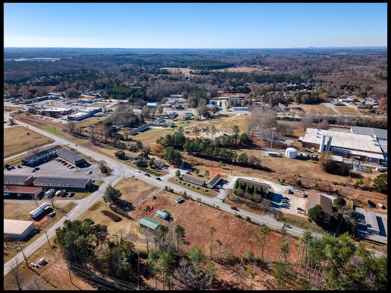 More Photos Of 101 S Cove Rd, Seneca Land For Sale