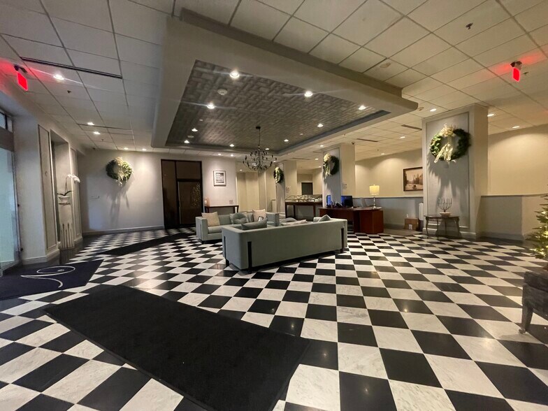 More Photos Of 160 Commonwealth Ave, Boston Apartments For Lease