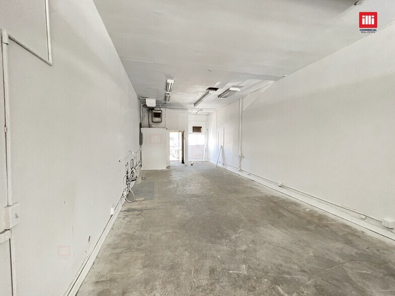 More Photos Of 363 S Fairfax Ave, Los Angeles Storefront Retail Office For Lease