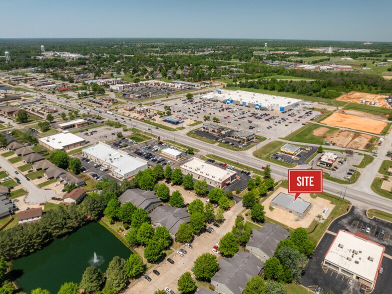More Photos Of 3370 US-412 Hwy, Siloam Springs Freestanding For Lease