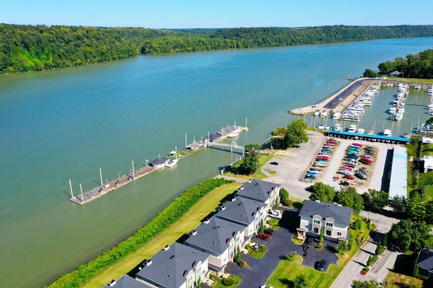 More Photos Of 1900 Victory Ln, Prospect Marina For Sale