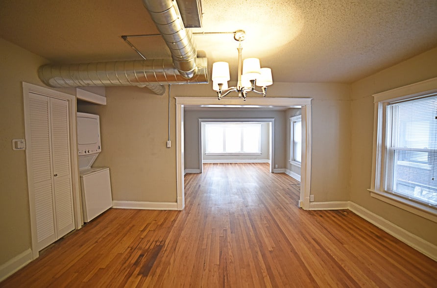 More Photos Of 4025-4027 Harrison St, Kansas City Apartments For Sale