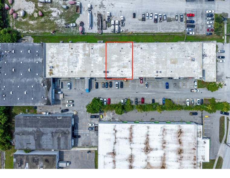 More Photos Of 17401 NW 2nd Ave, Miami Warehouse For Sale