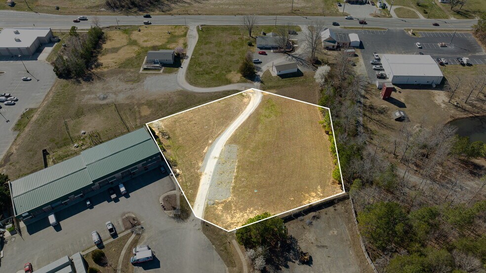 More Photos Of 0 Commerce, Ruther Glen Land For Sale