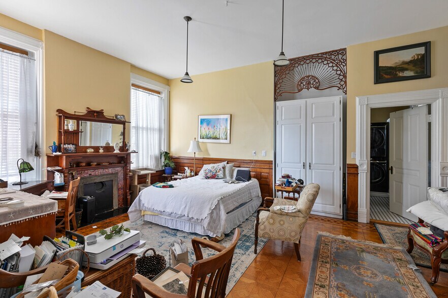 More Photos Of 2200 E Grace St, Richmond Apartments For Sale