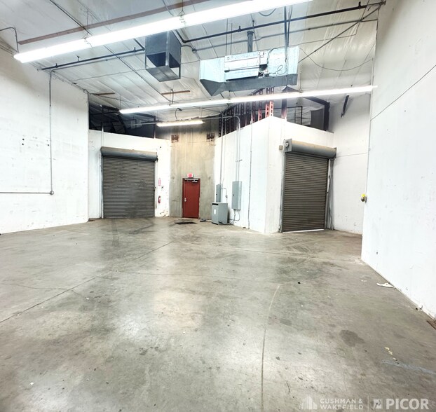 More Photos Of 1671 S Research Loop, Tucson Light Manufacturing For Lease