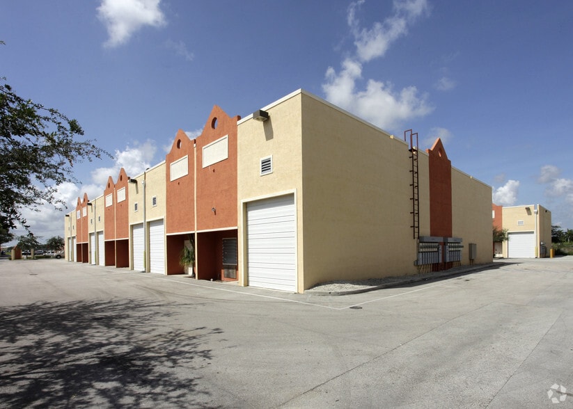 More Photos Of 10871 SW 188th St, Miami Light Manufacturing For Sale