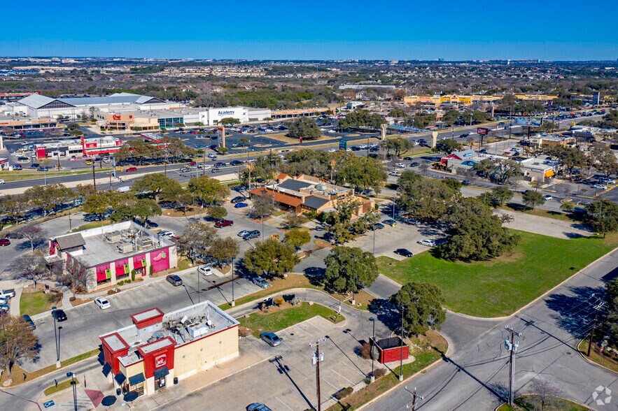 More Photos Of 11309-11323 Bandera Rd, San Antonio Unknown For Lease