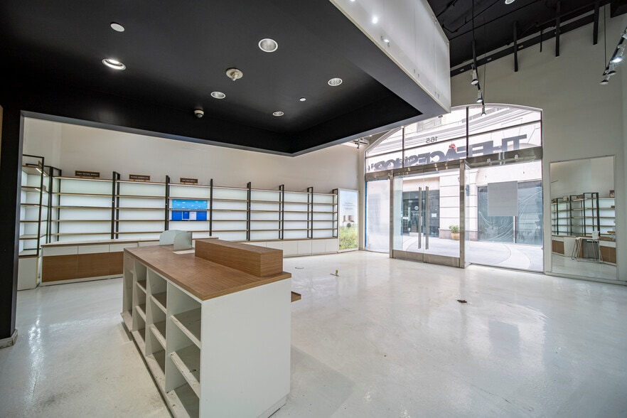 More Photos Of 580 N Atlantic Blvd, Monterey Park Apartments For Lease