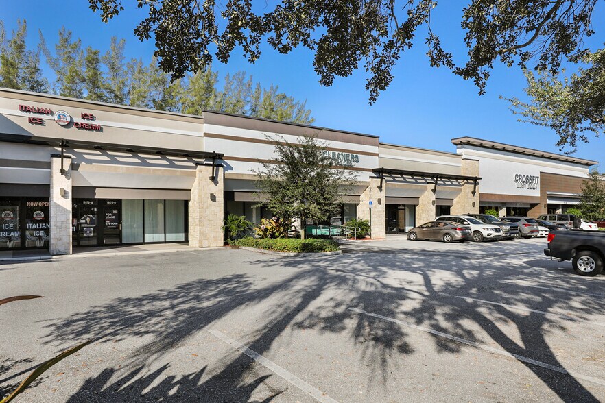 More Photos Of 19575-19635 State Road 7, Boca Raton Unknown For Lease