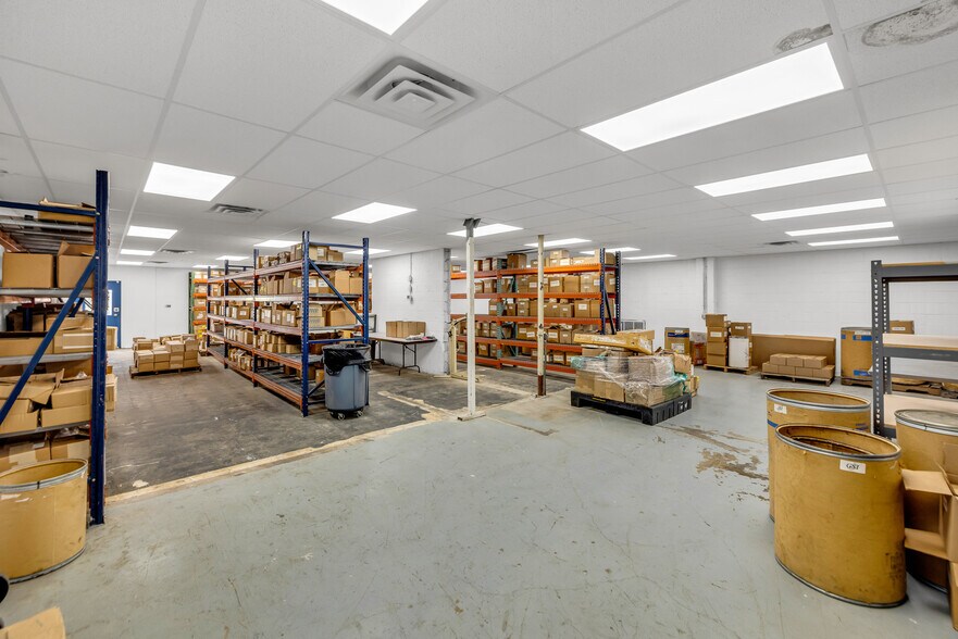 More Photos Of 1123 N Utica Ave, Tulsa Warehouse For Sale