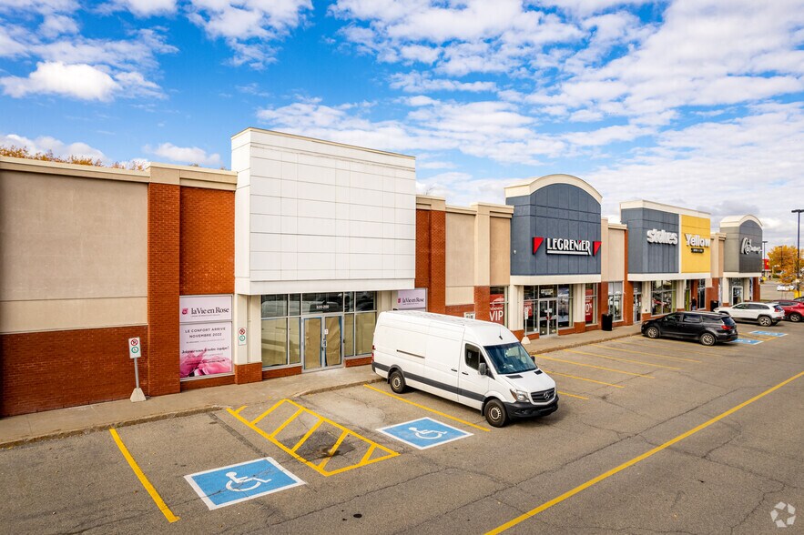 More Photos Of 500 Voie de la Desserte, St-Constant Unknown For Lease